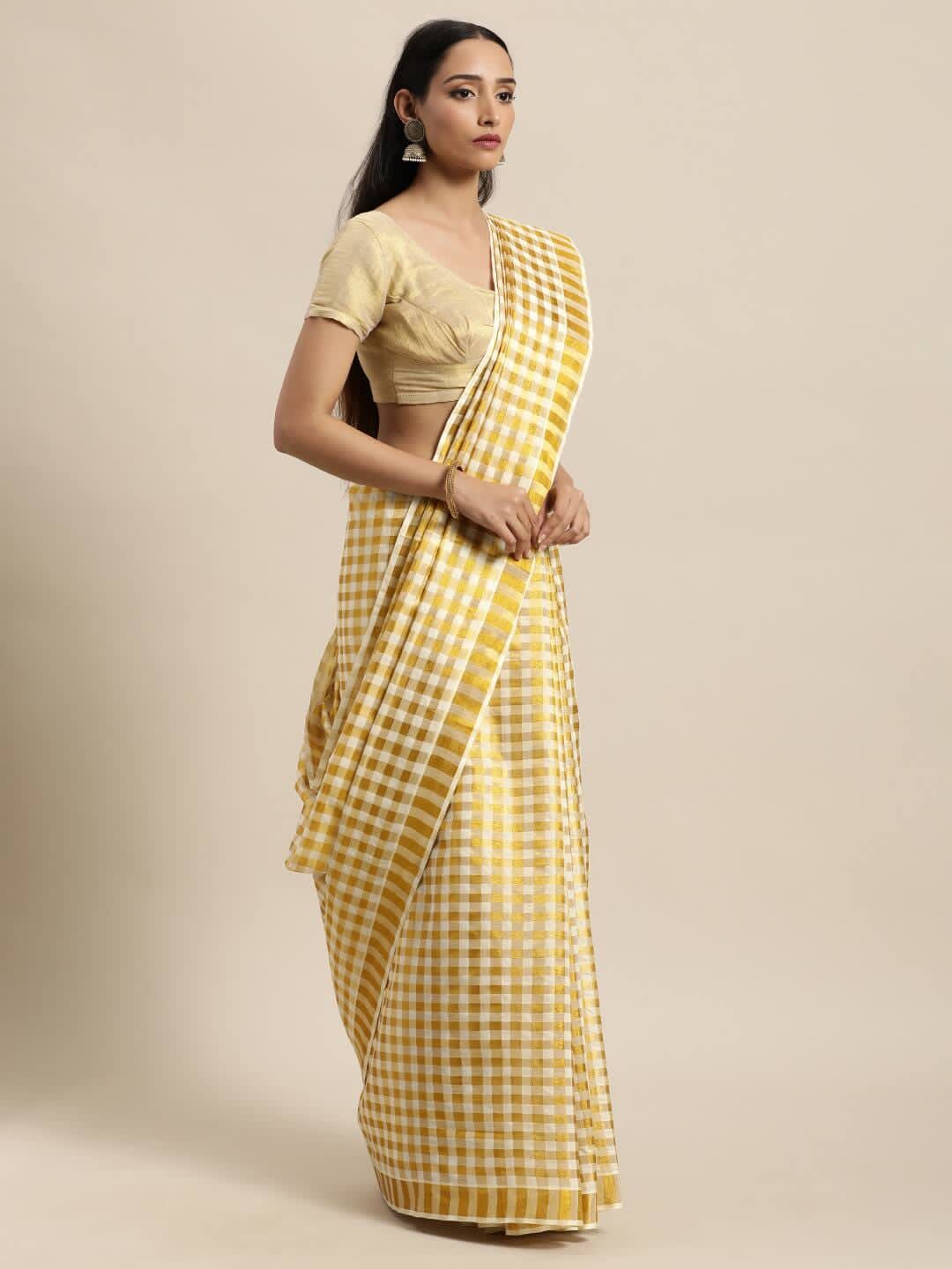 Kerala Paalum Pazhamum Saree