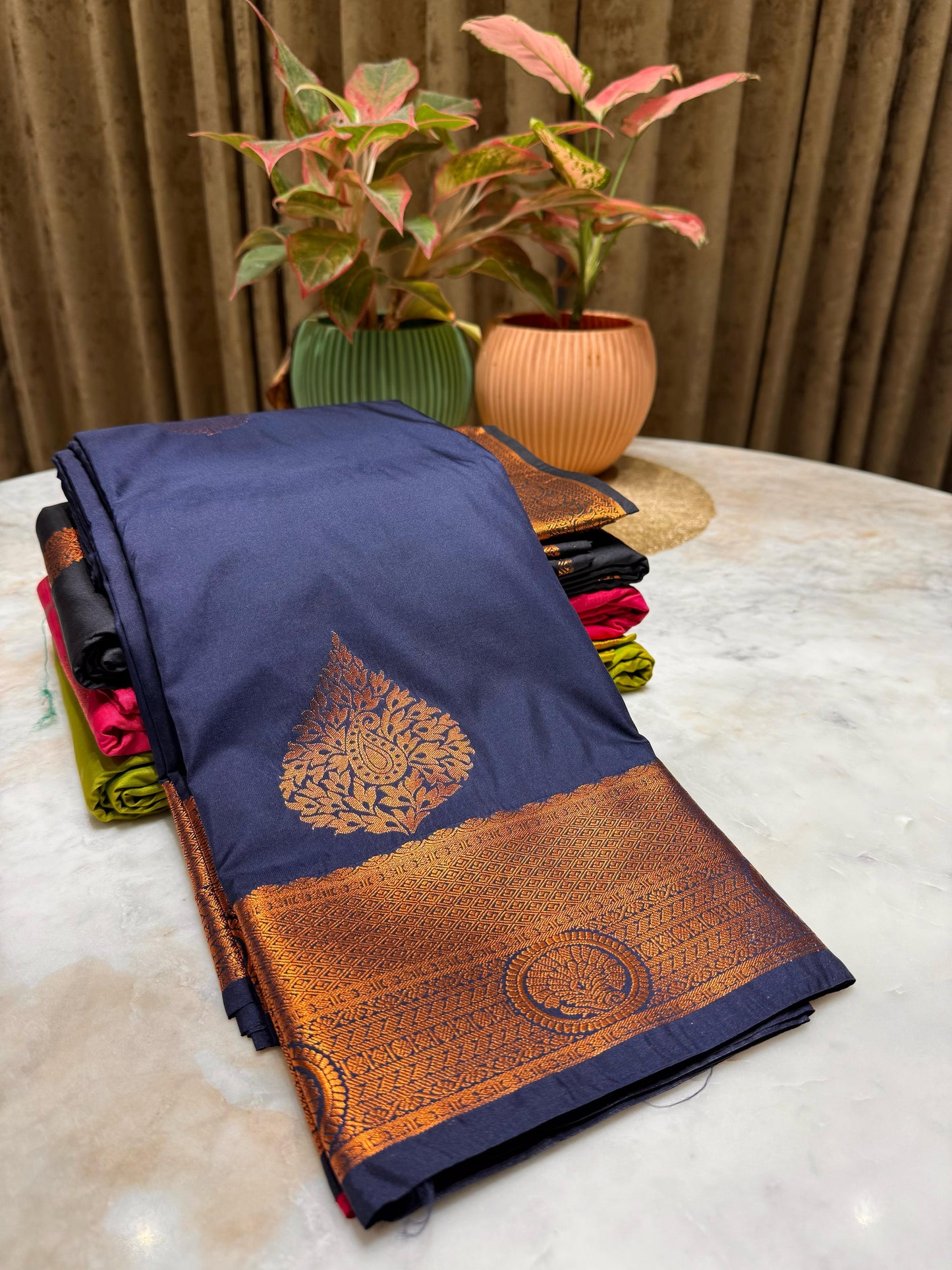 Sarvalakshana Pattu Semi Silk Sarees