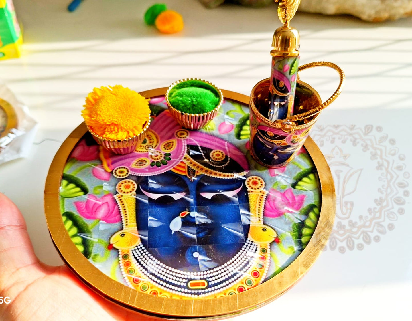 holi pooja platters