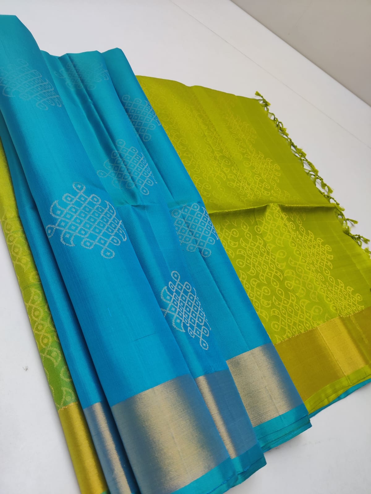 Tissue Border Kanchi Silk Sarees