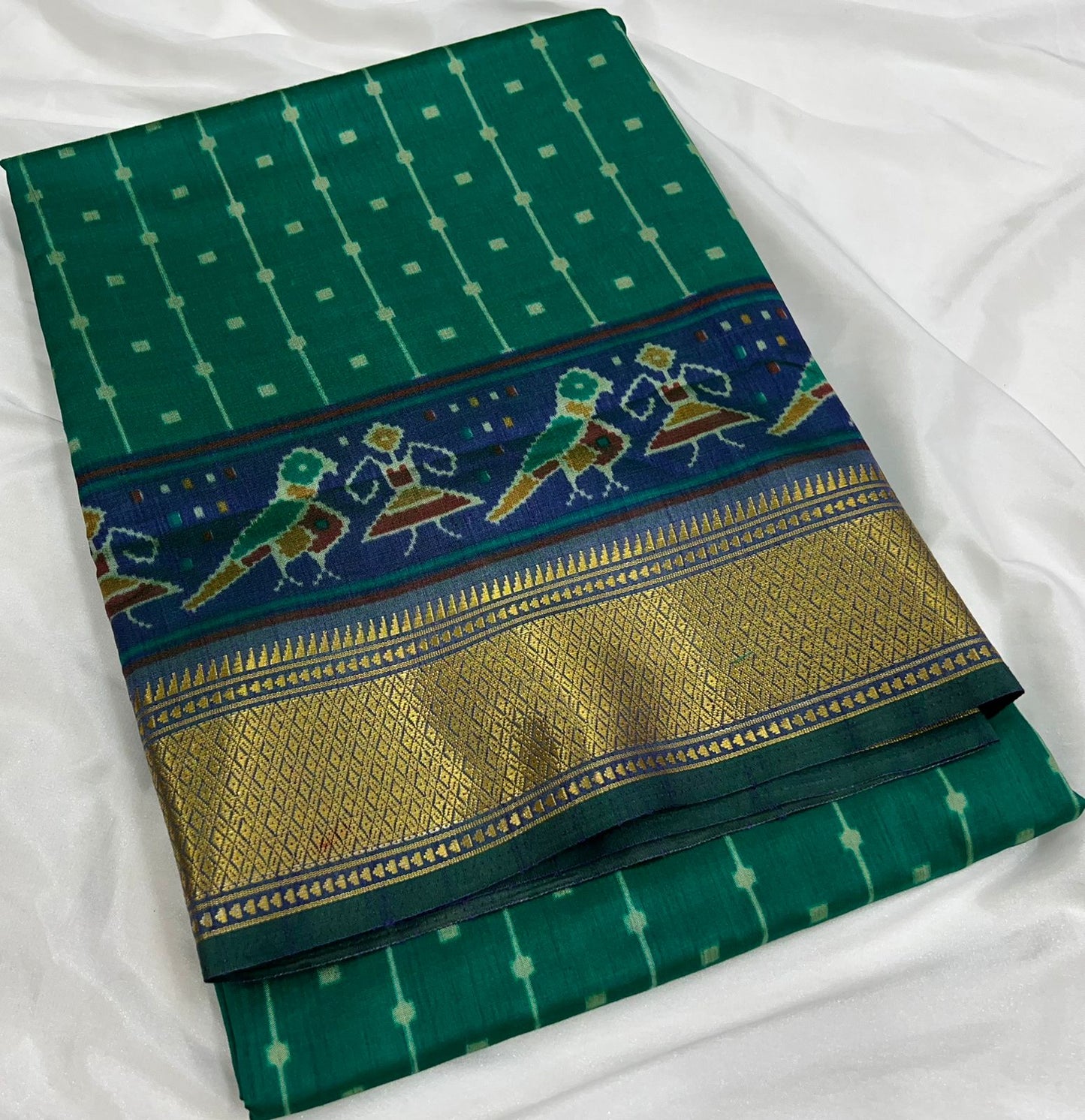 Patola Dual Tone Soft Silk Sarees