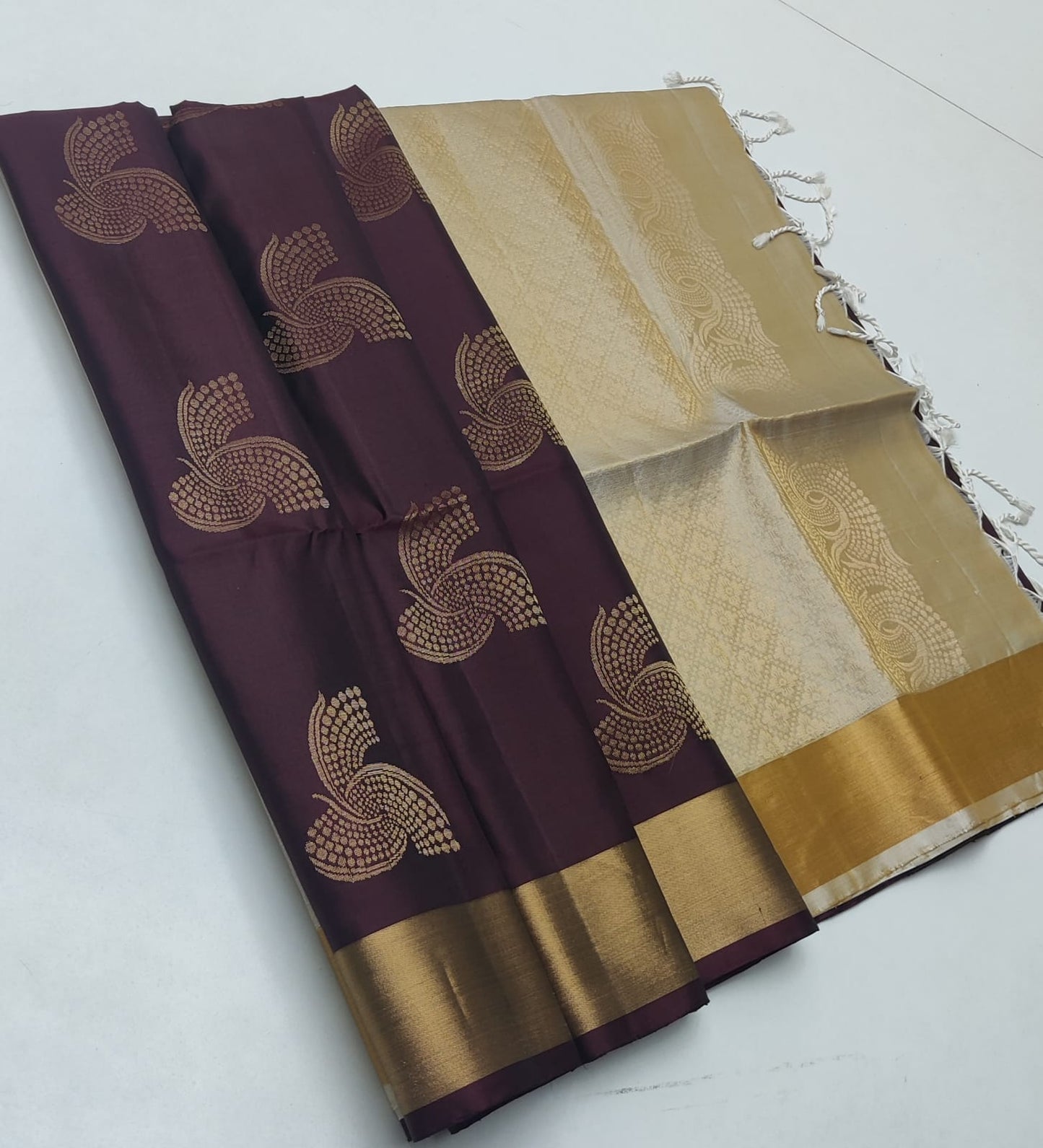 Tissue Border Kanchi Silk Sarees
