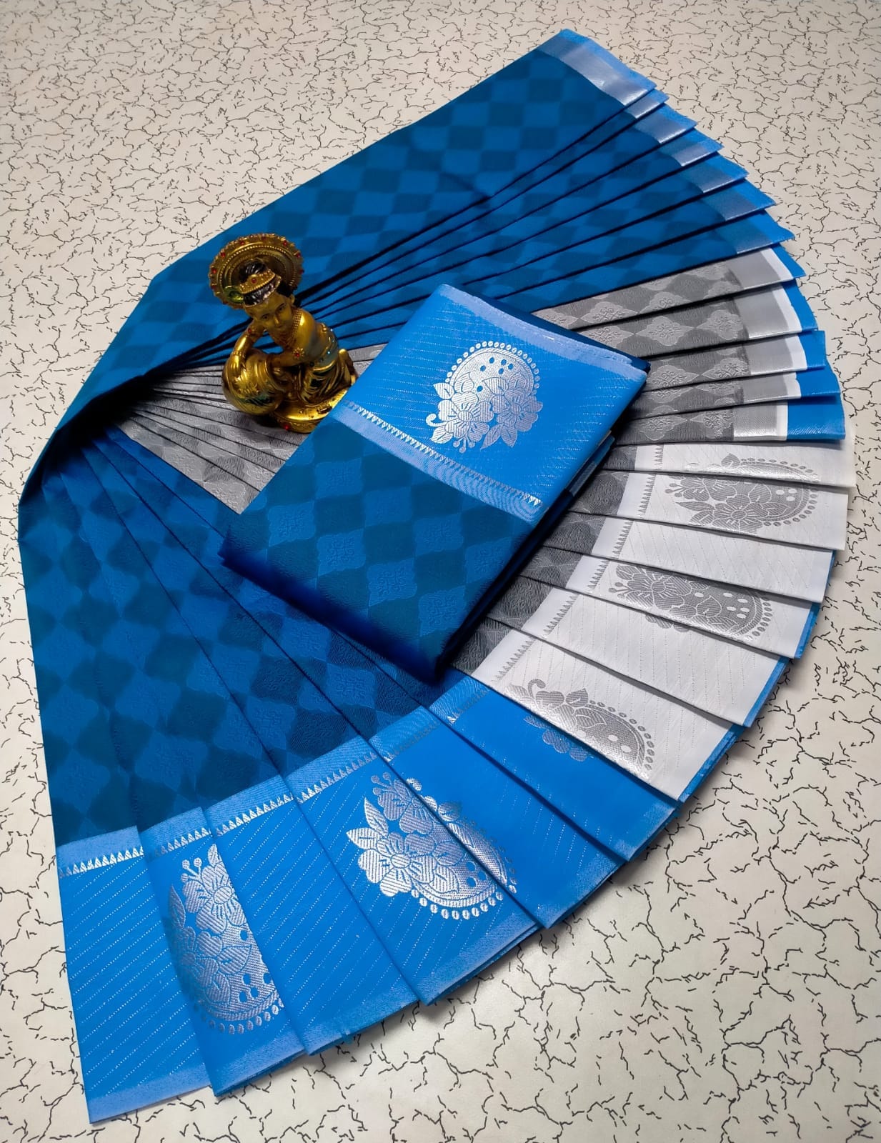 Poonthamil Sarees