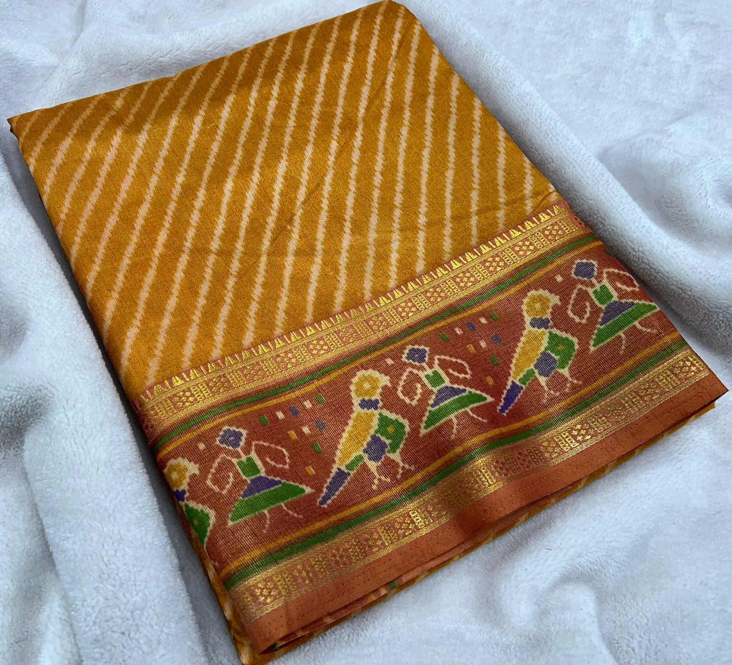 Patola Dual Tone Soft Silk Sarees