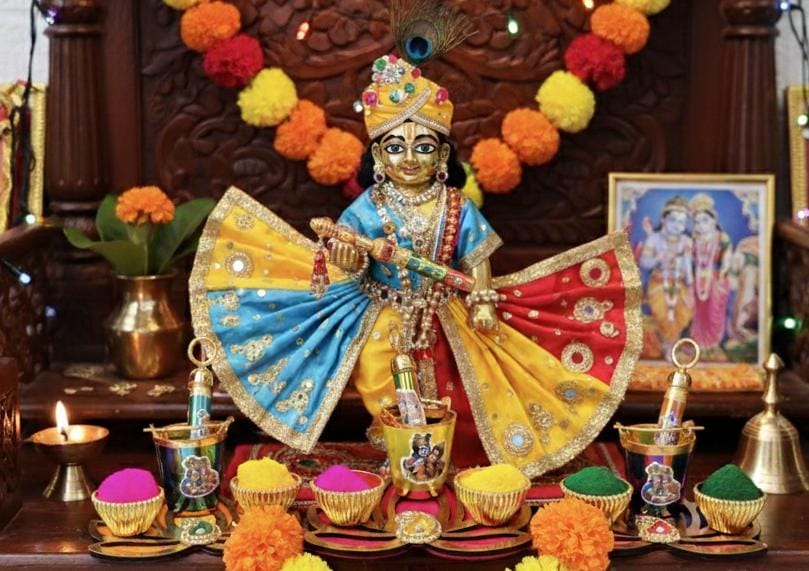 Holi Return Gifts Radha Krishna Theme Batli Pitchakri 30 sets