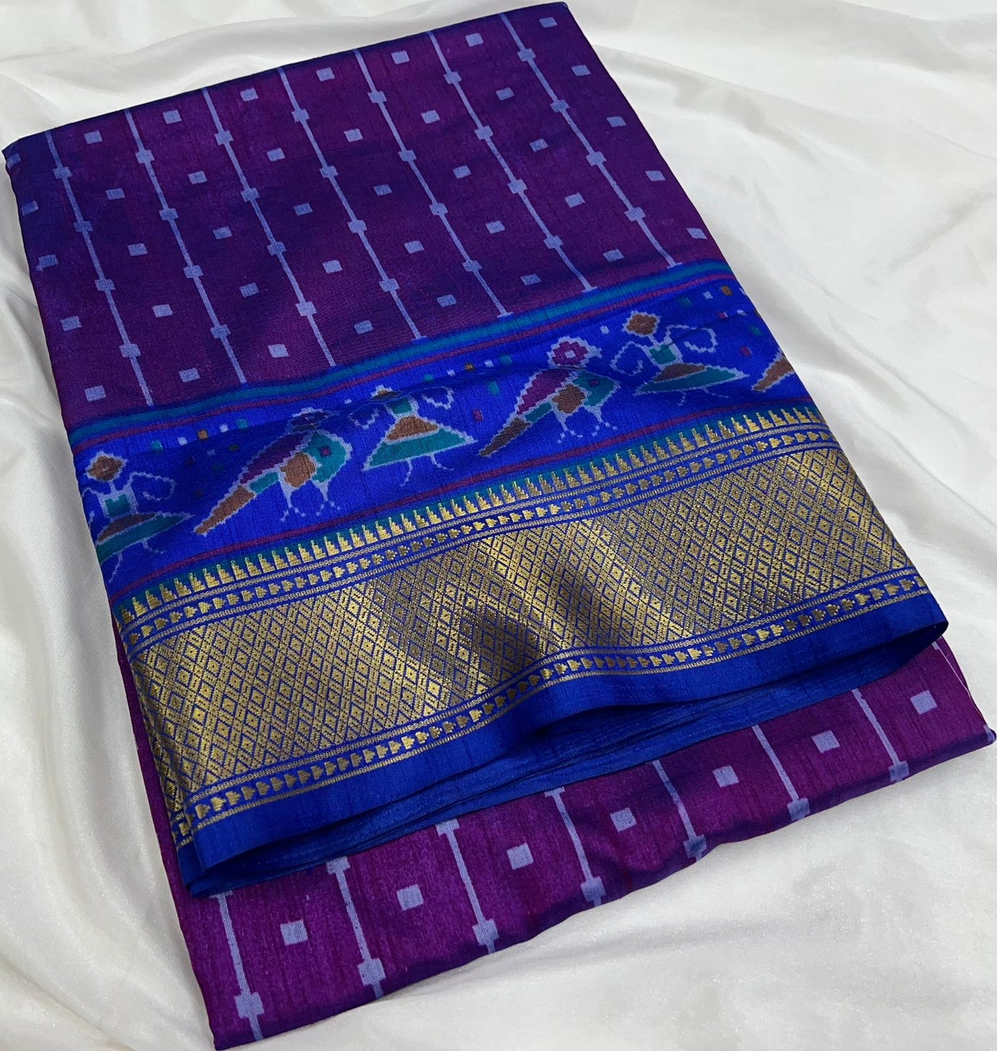Patola Dual Tone Soft Silk Sarees