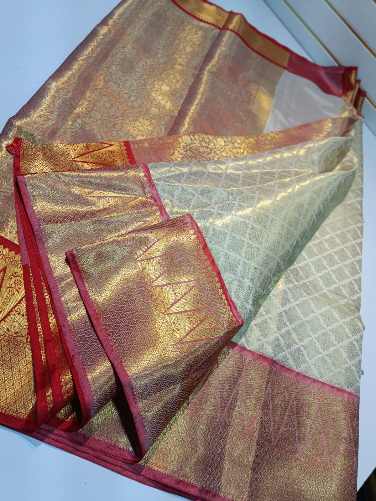 Banarasi Kanjivaram Zari Tanchui Saree