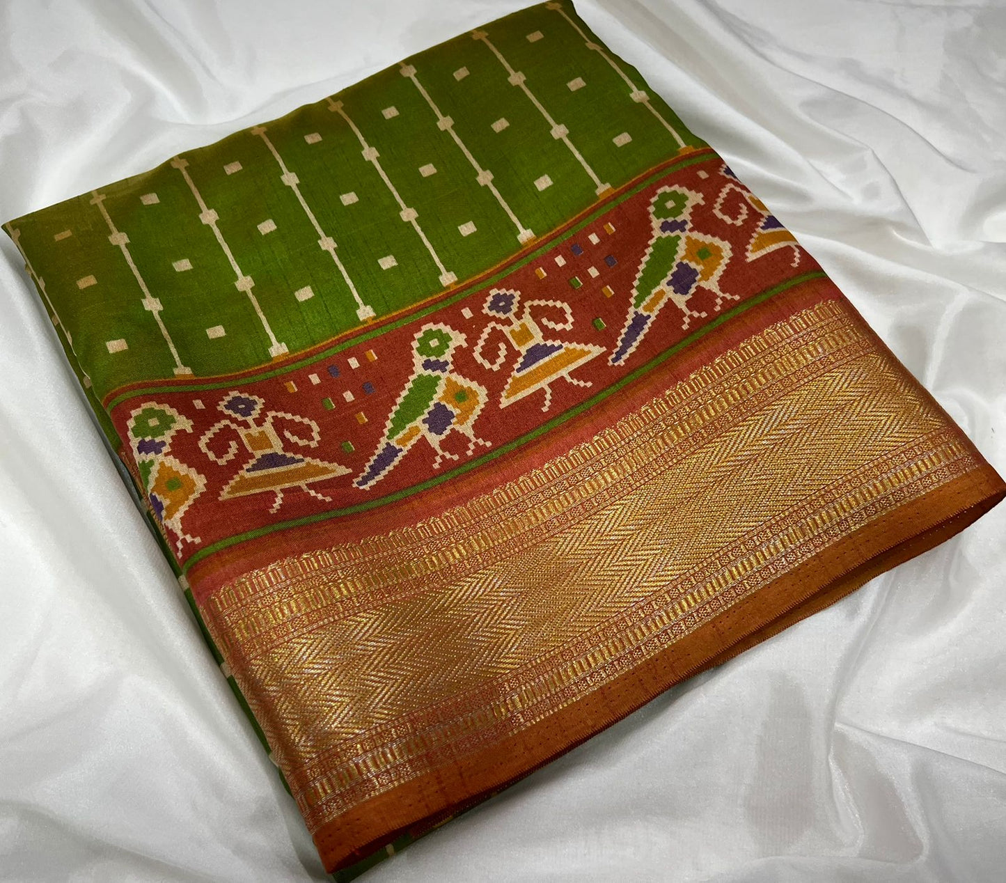 Patola Dual Tone Soft Silk Sarees