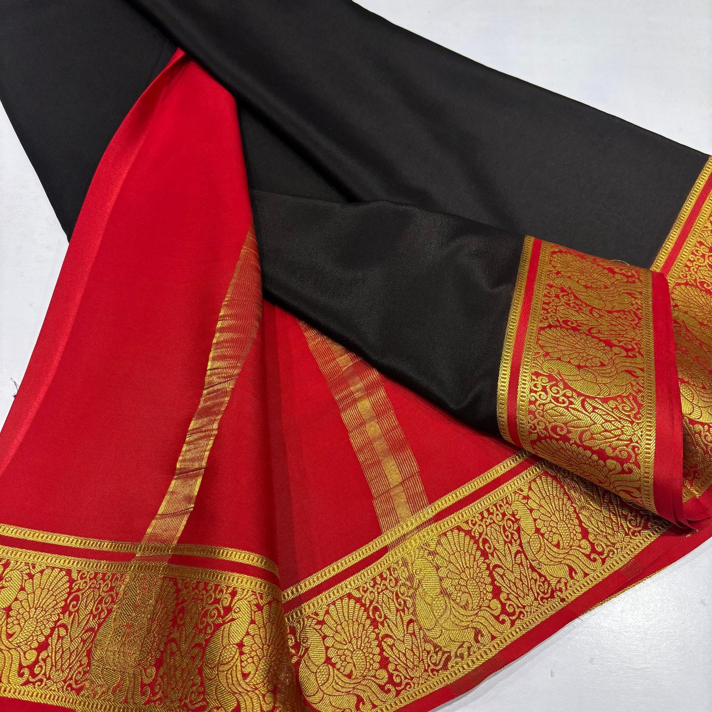 Plain Mysore Silk Sarees 120 gsm