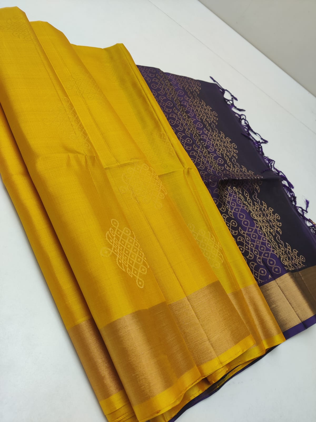 Tissue Border Kanchi Silk Sarees