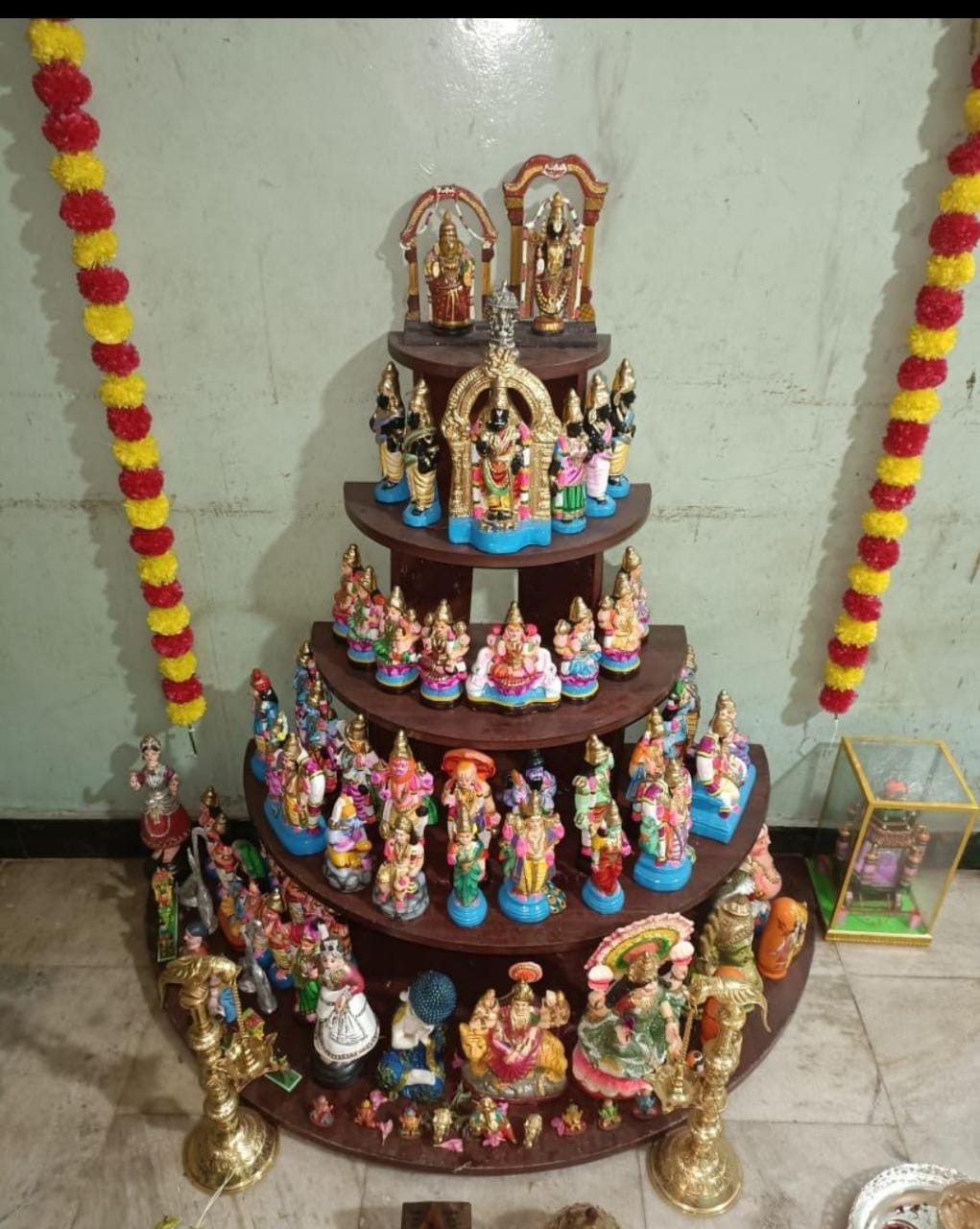 Semi Circular Golu steps