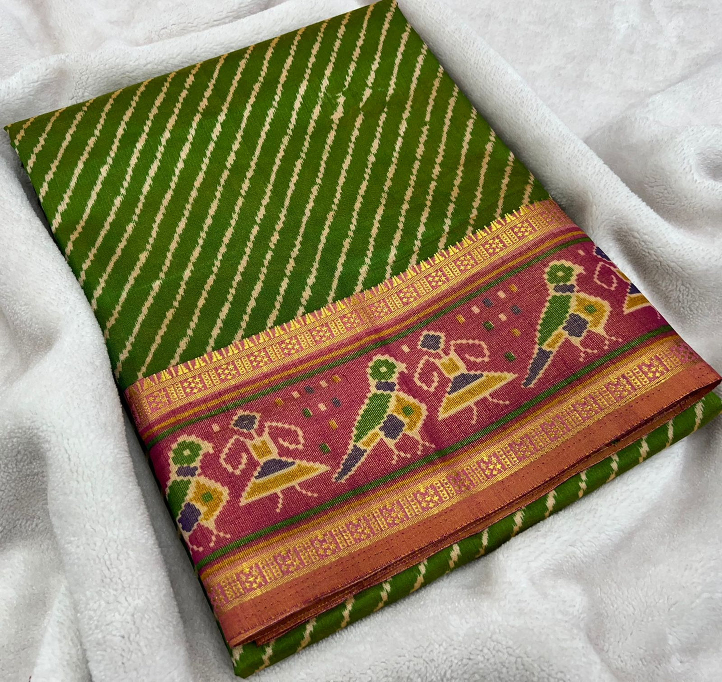 Patola Dual Tone Soft Silk Sarees