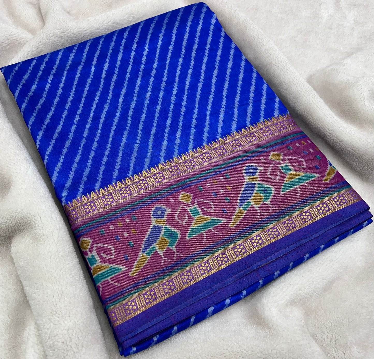 Patola Dual Tone Soft Silk Sarees
