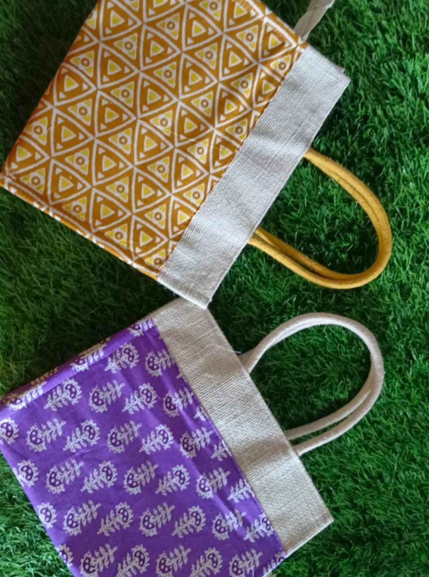 Jute and cotton hand bag