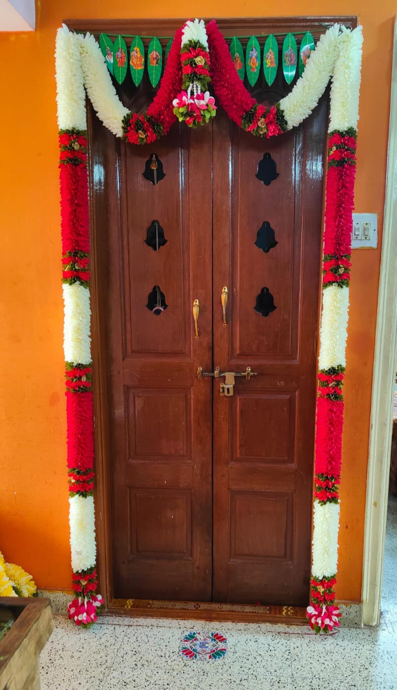 Door Torans