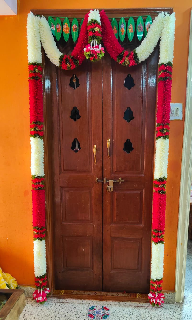Door Torans