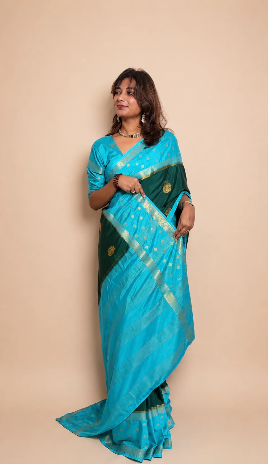Readymade Sarees Zip Gown Model