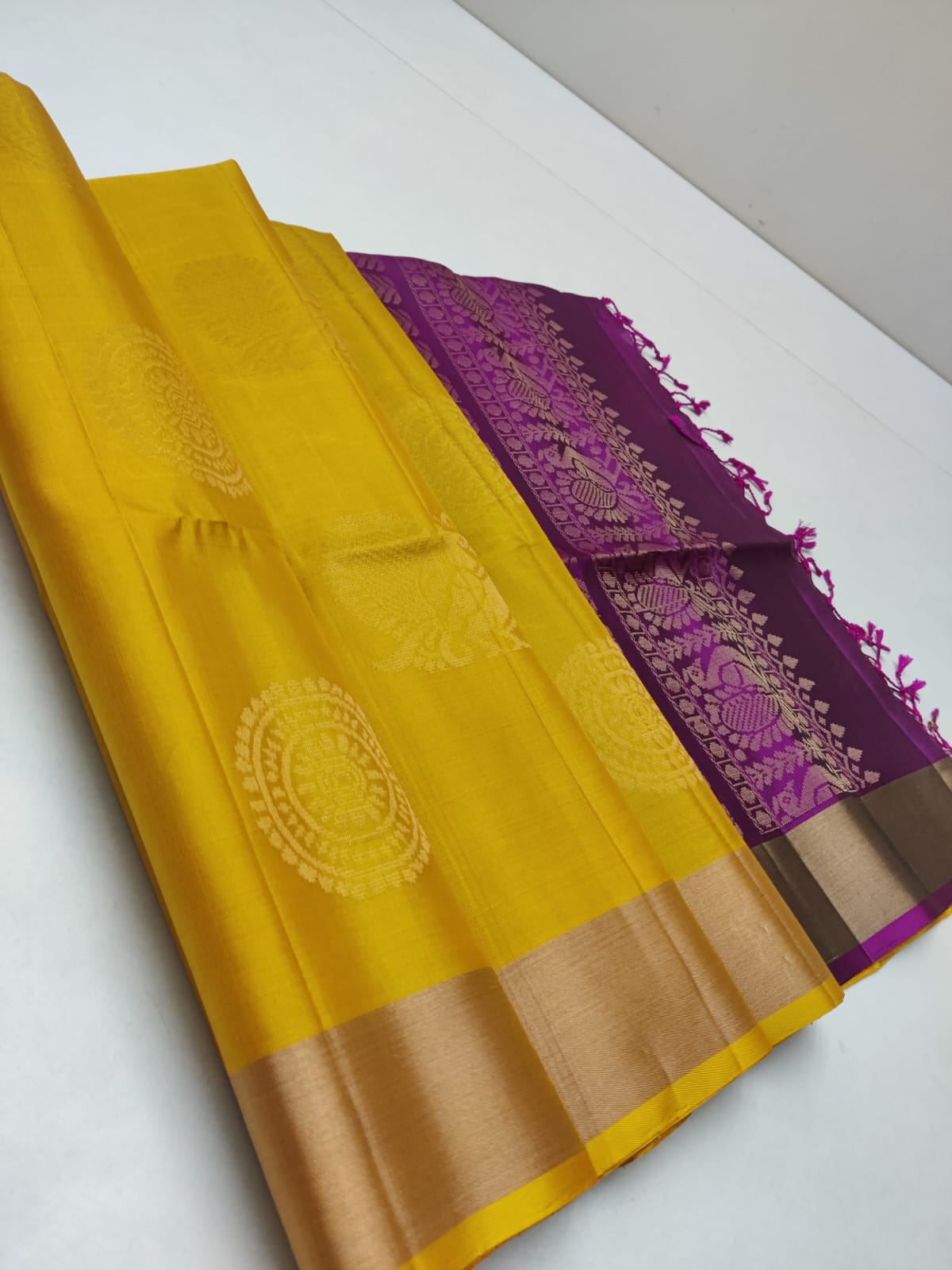 Tissue Border Kanchi Silk Sarees