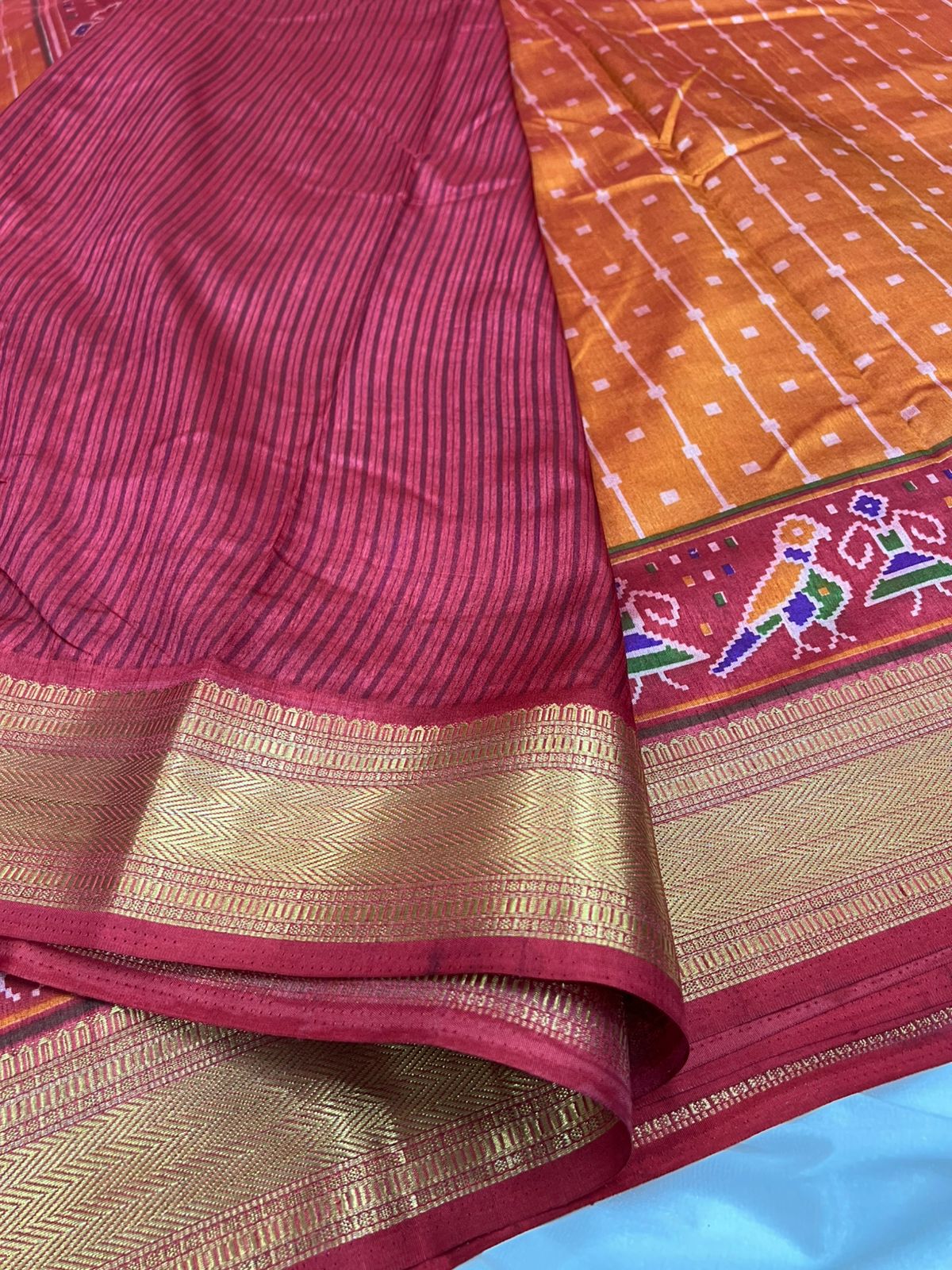 Patola Dual Tone Soft Silk Sarees