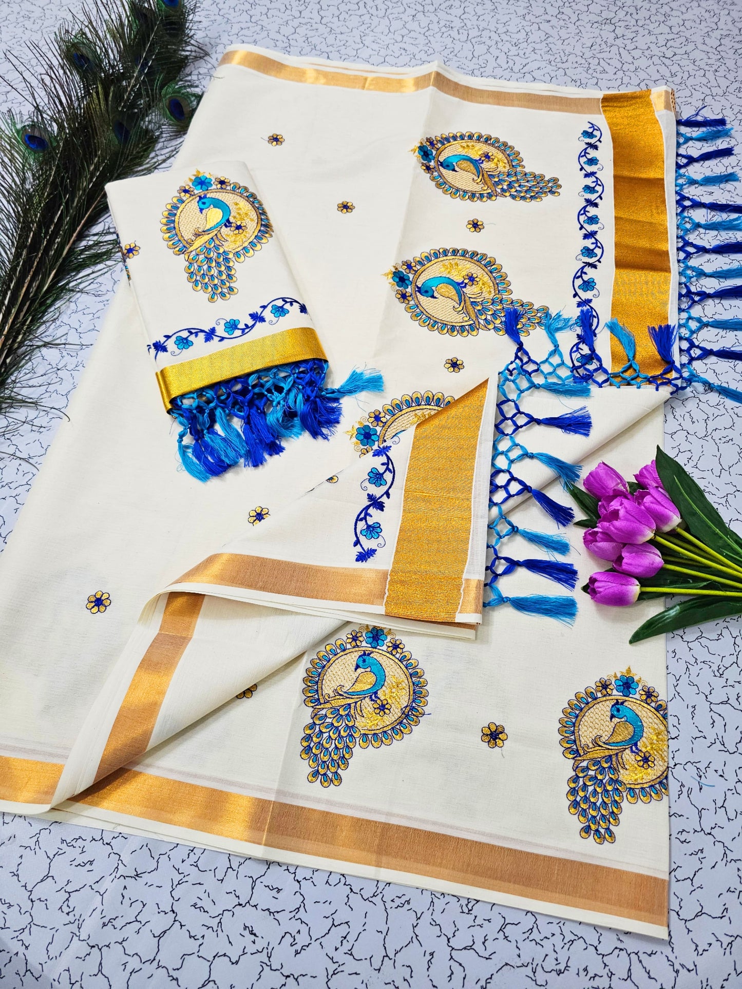 Kerala Saree with Embroidery in 
Golden Zari