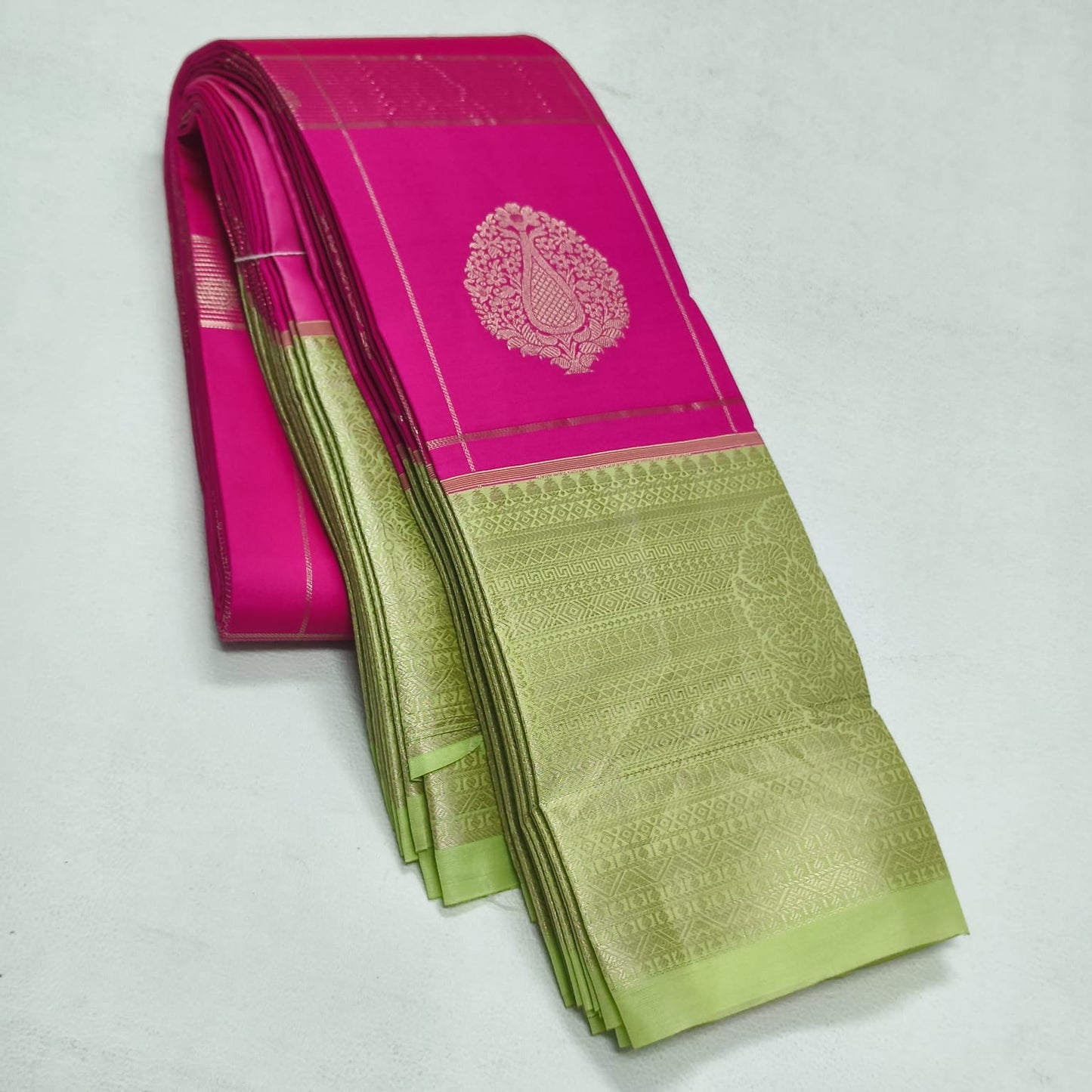 Sarvalakshana Pattu Semi Silk Sarees