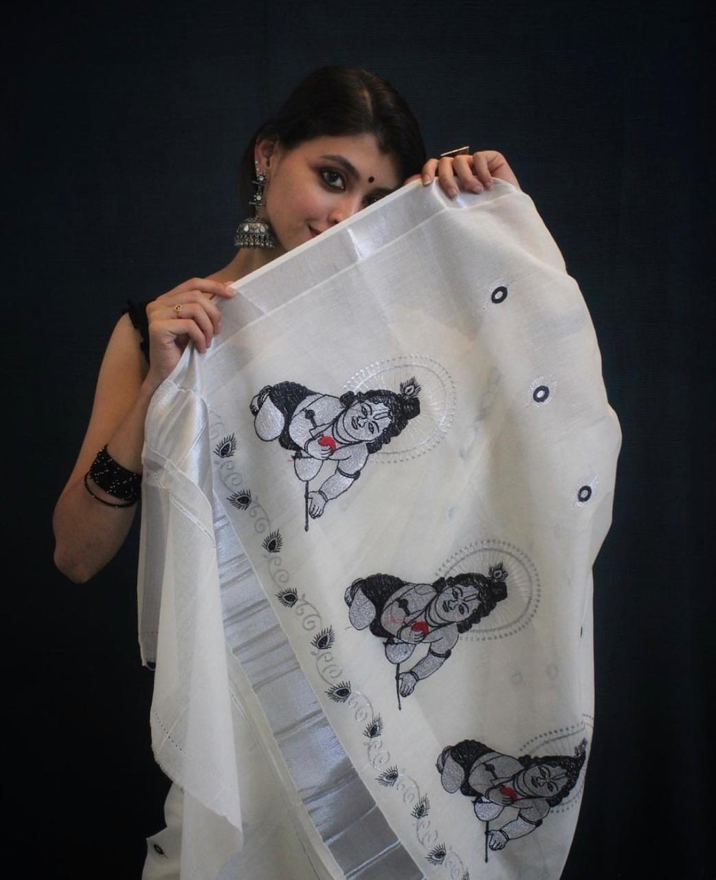 Kerala Saree with Embroidery in Silver Zari