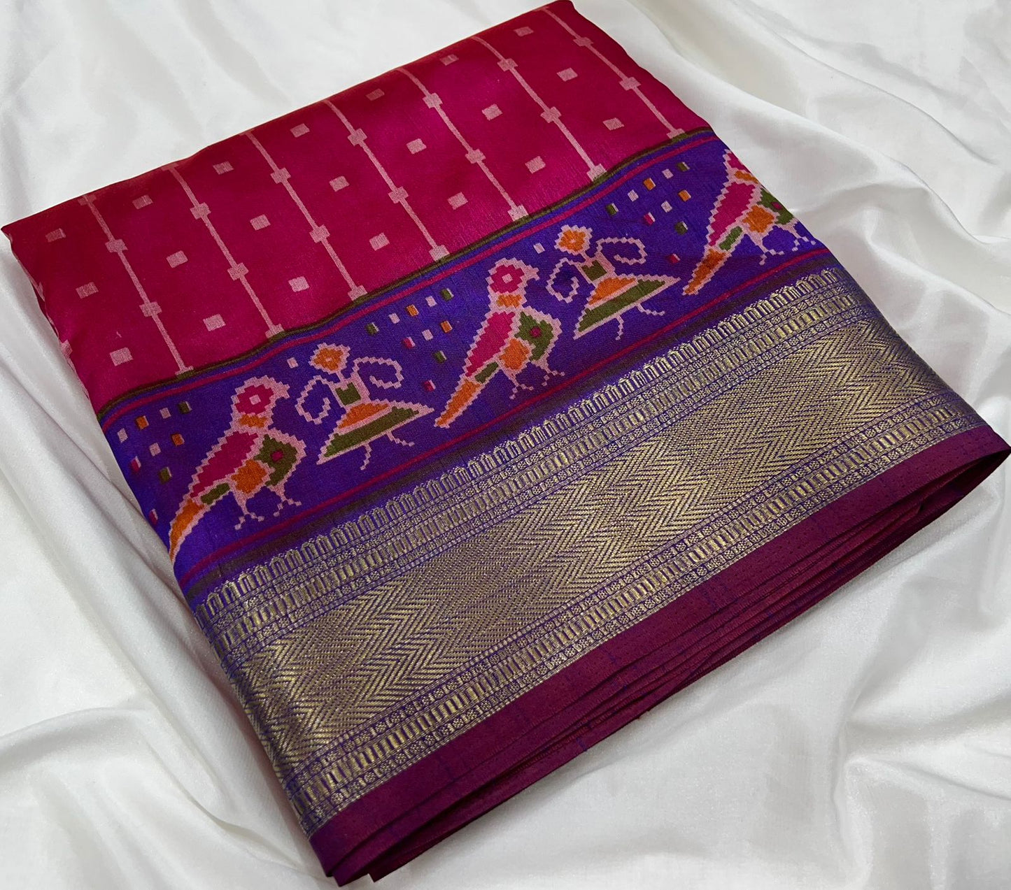 Patola Dual Tone Soft Silk Sarees