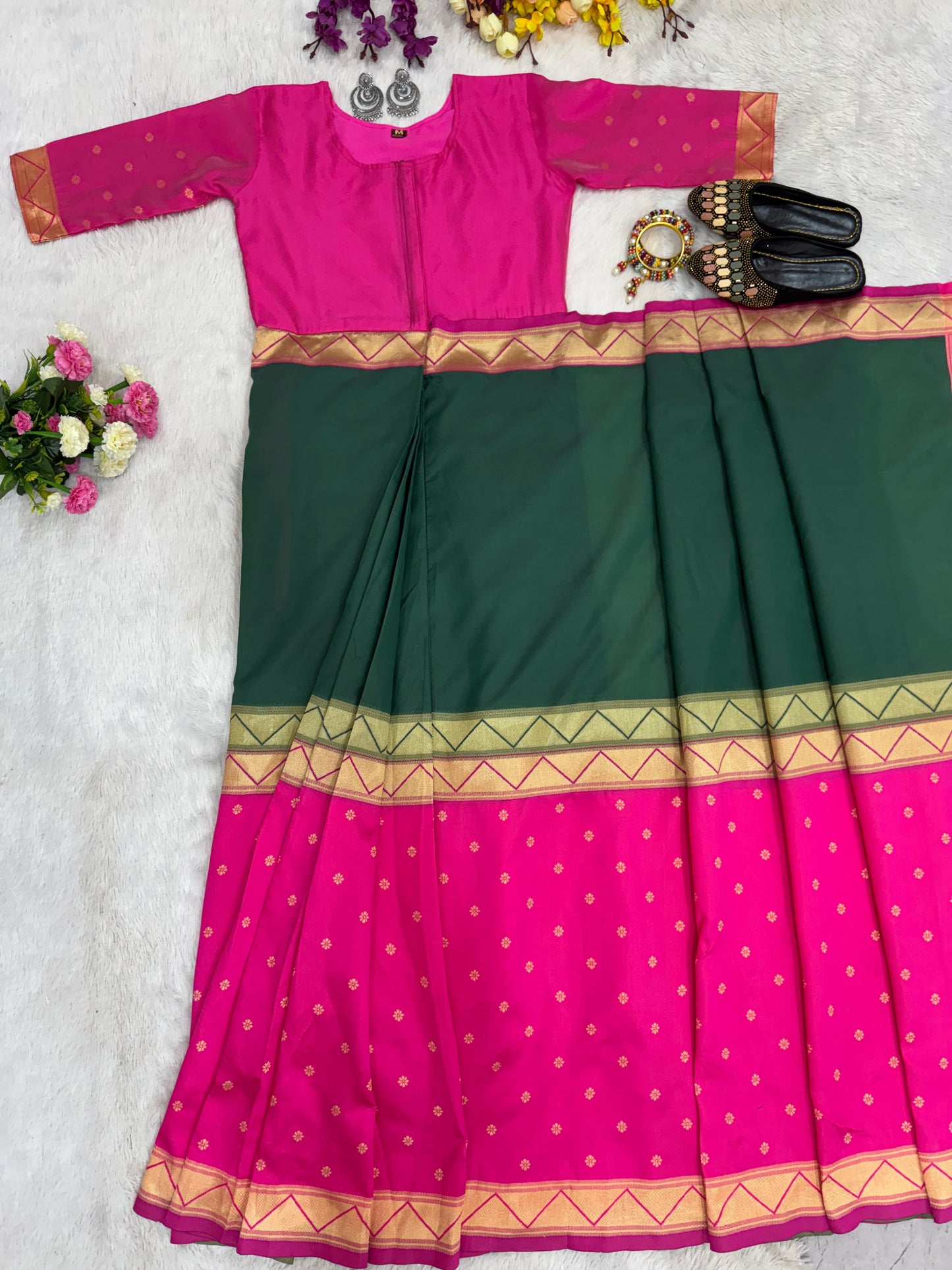 Readymade Sarees Zip Gown Model