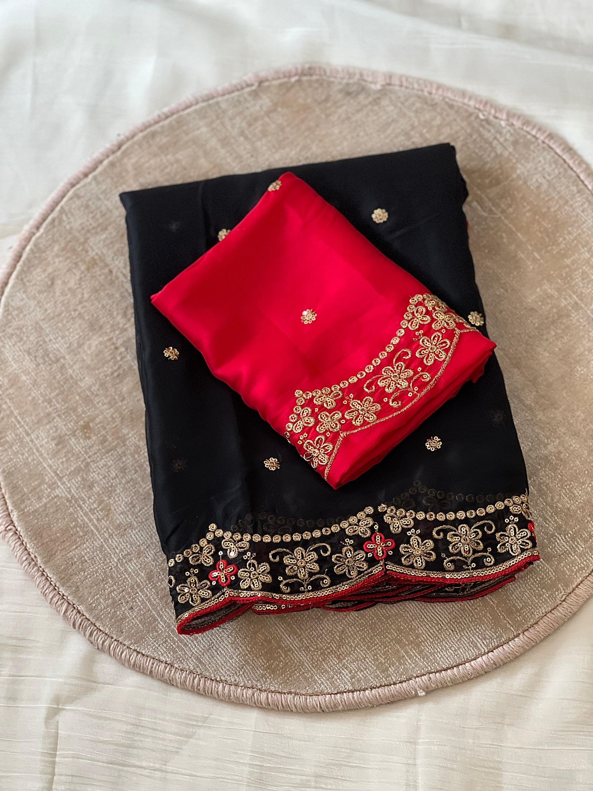 Georgette Saree With Embroidery Blouse