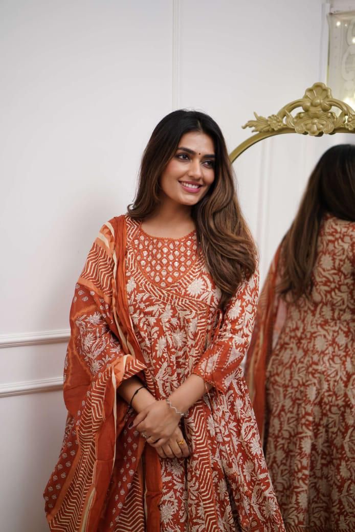 Rayon Embroidery Anarkali Kurti Sets