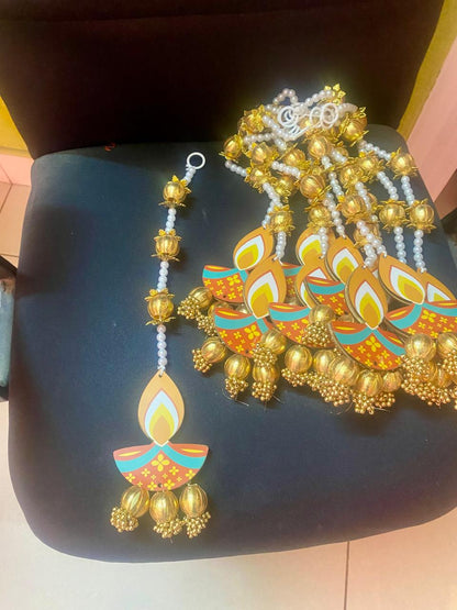 Diya Pearl Wall Hangings Set of 10