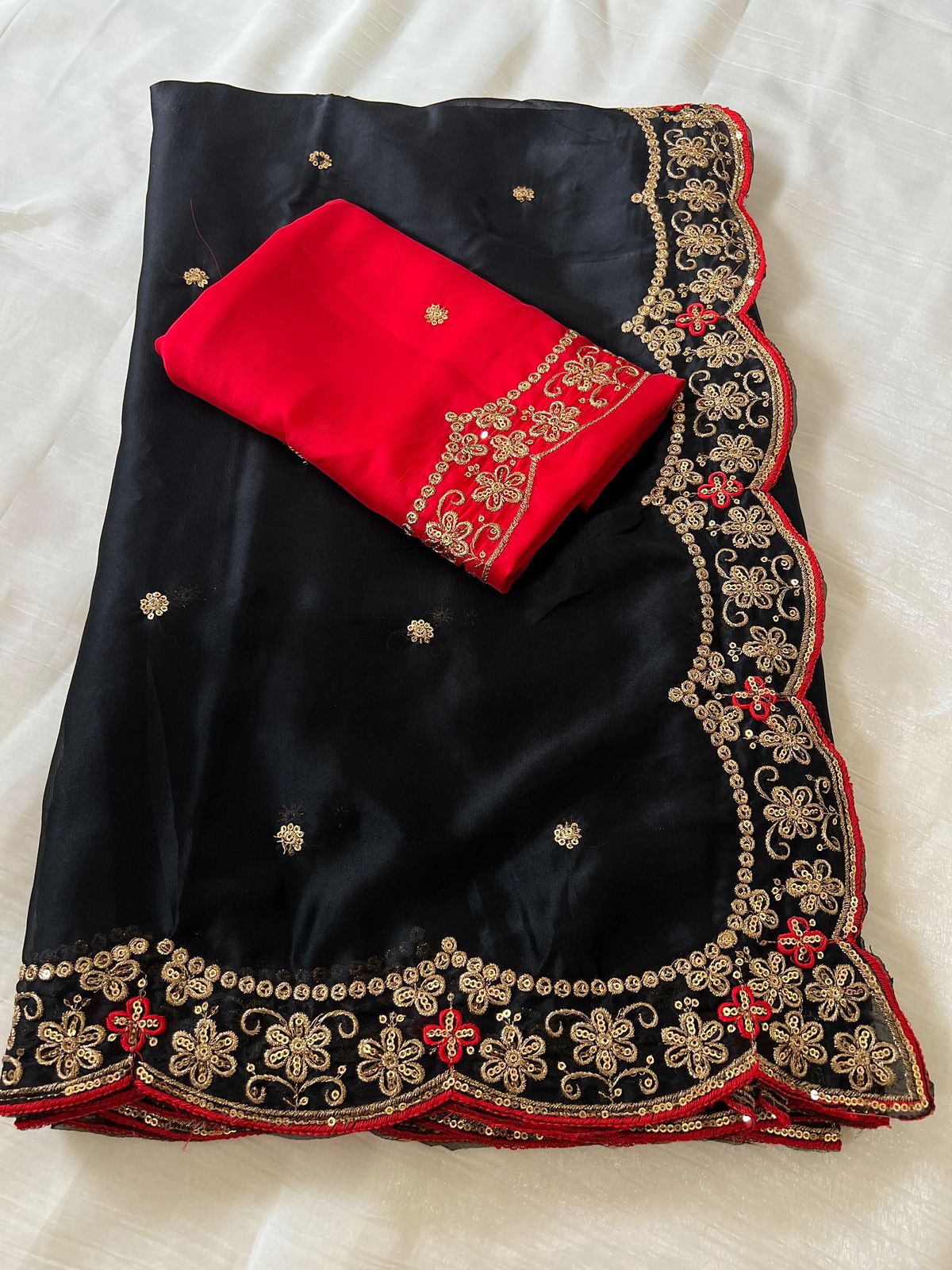Georgette Saree With Embroidery Blouse