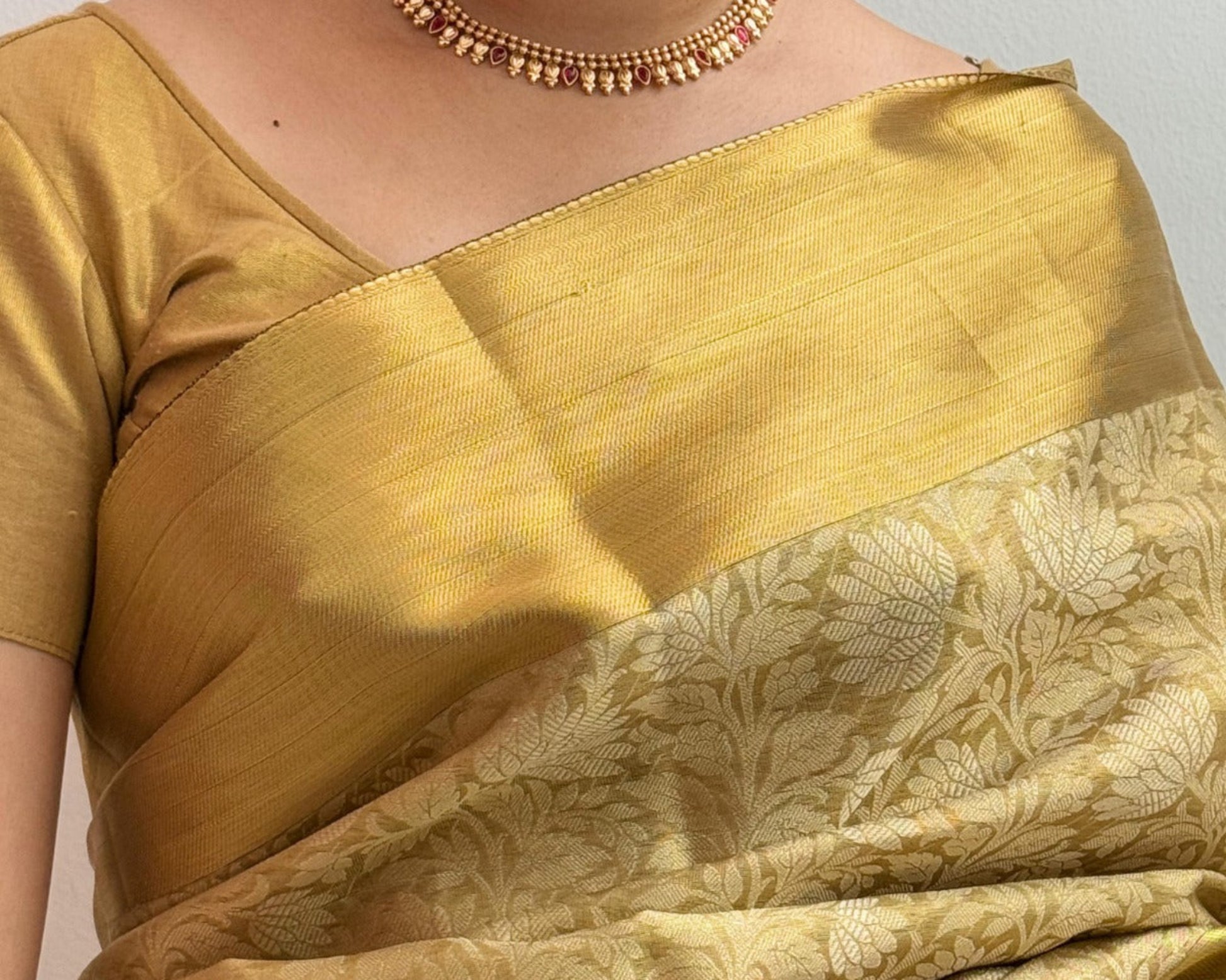 Floral Banarasi Tissue Silk Sarees