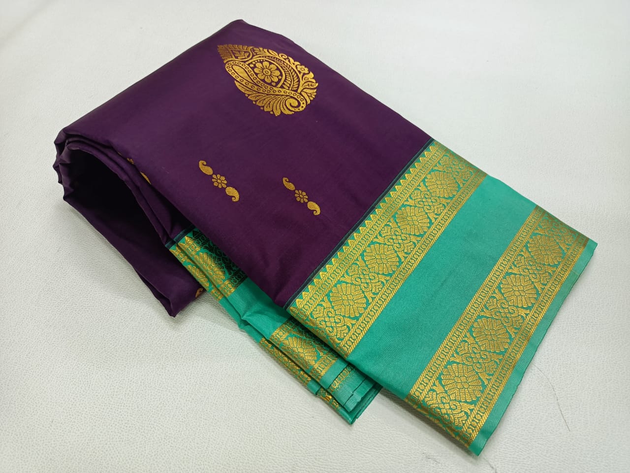 Sarvalakshana Pattu Semi Silk Sarees