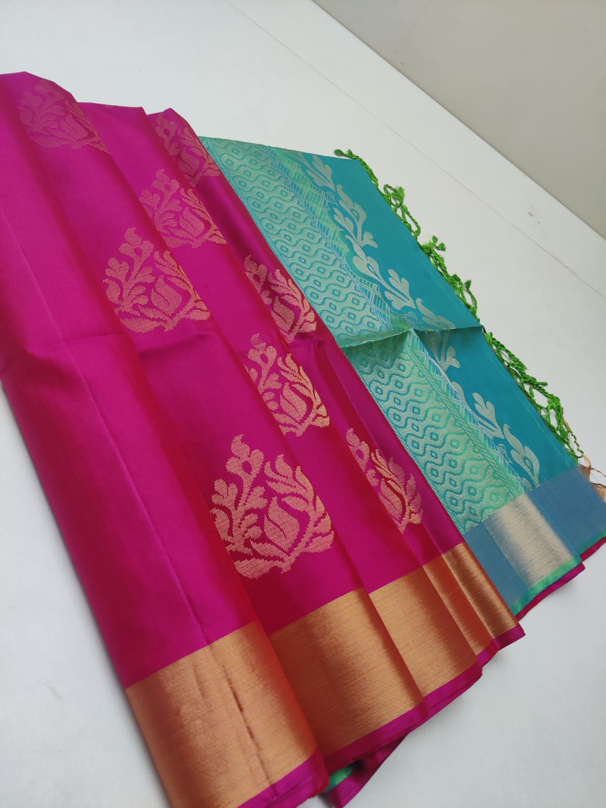 Tissue Border Kanchi Silk Sarees