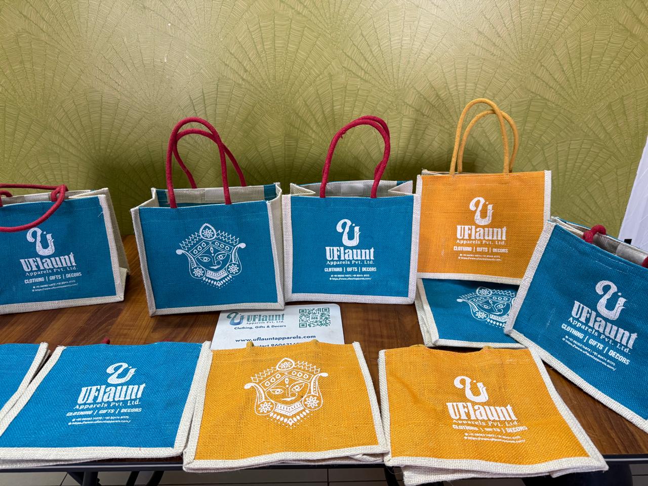 Customized Jute Thamboolam/Gifts Bags