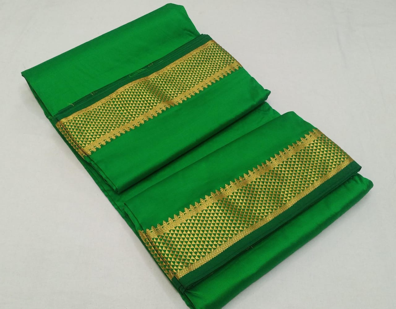 Madisar 9 yards Semi Silk Sarees